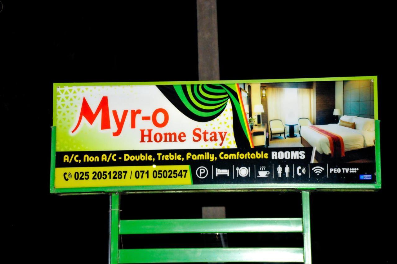 Myr-O Homestay Kombichankulama Exterior photo